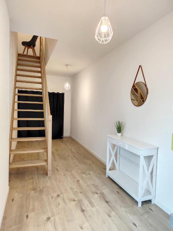 Grand Appart Duplex 6 Pers Gare Wifi Lejlighed Saint-Quentin  Eksteriør billede