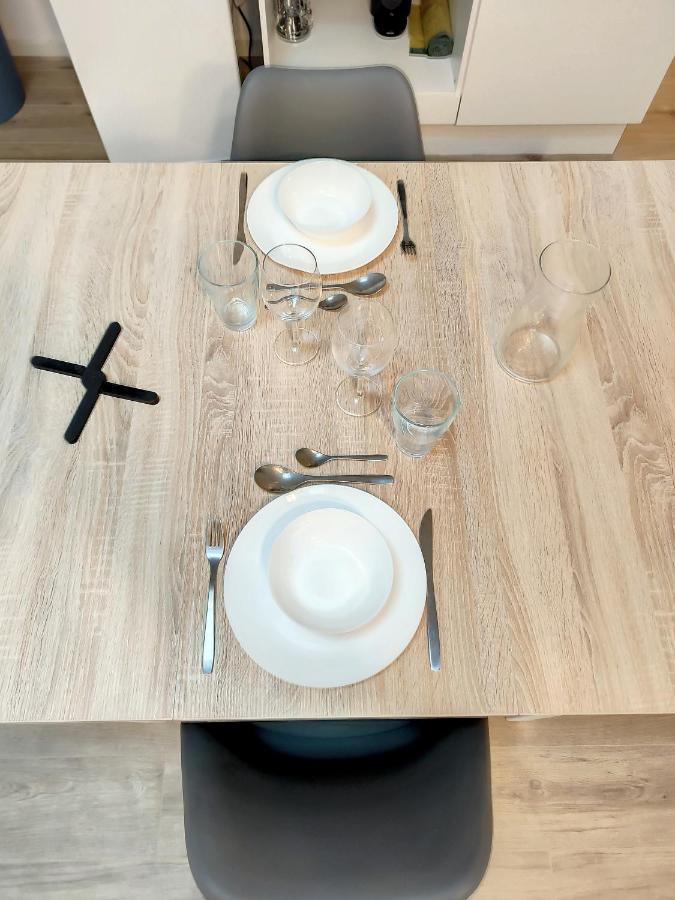Grand Appart Duplex 6 Pers Gare Wifi Lejlighed Saint-Quentin  Eksteriør billede